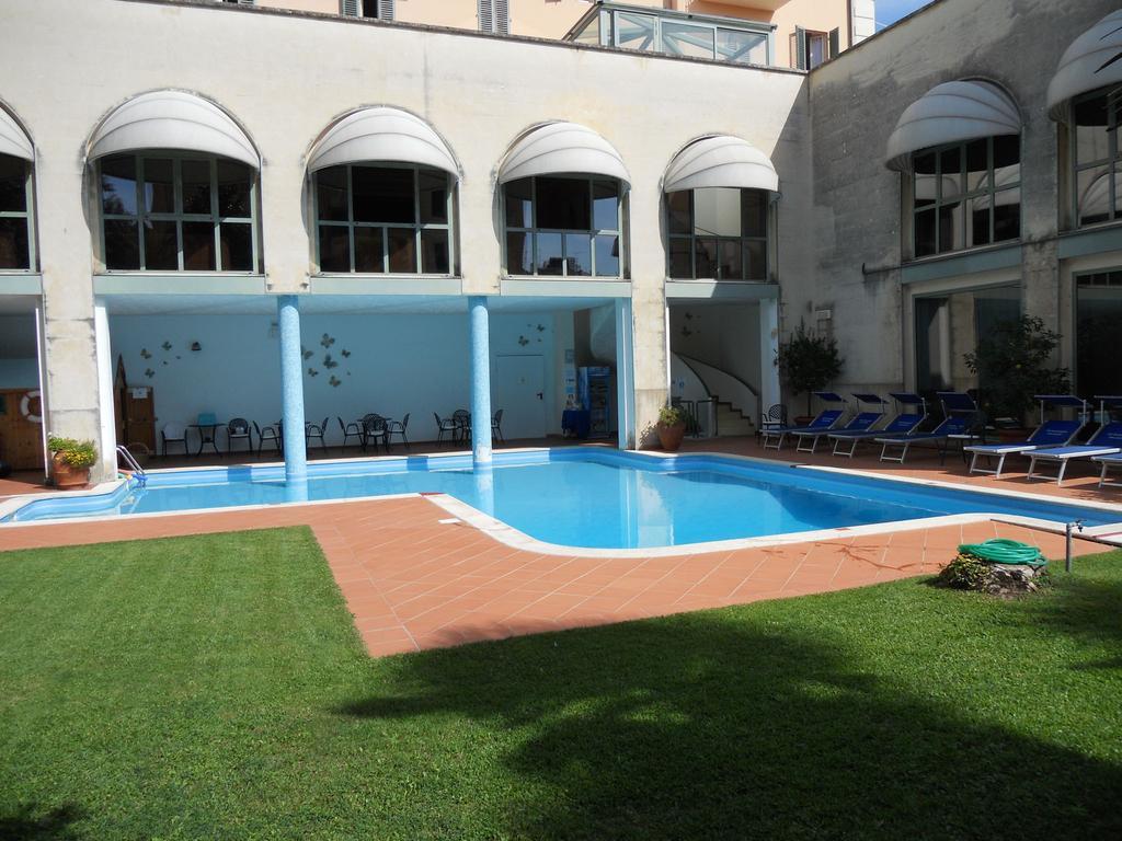 Hotel Settentrionale Esplanade Montecatini Terme Exterior photo